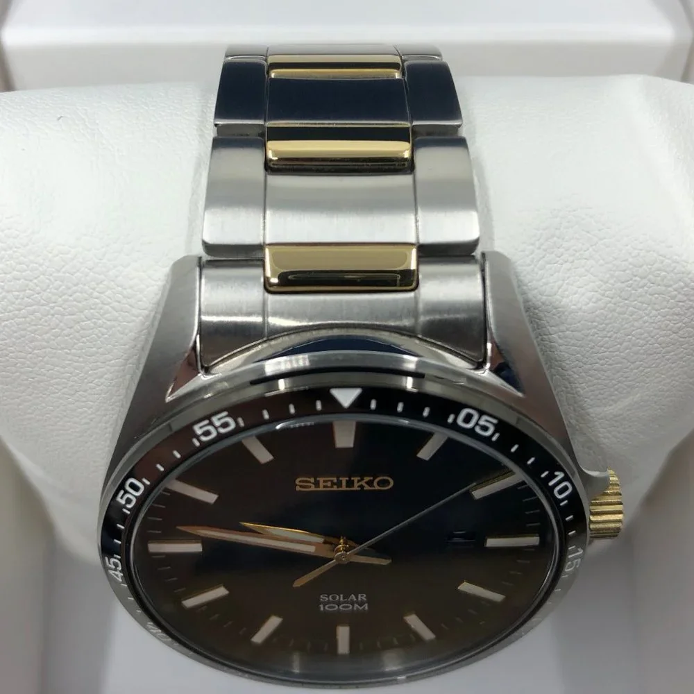 Unworn Seiko Essentials Solar Men's Watch SNE485 - Picture 5 of 11